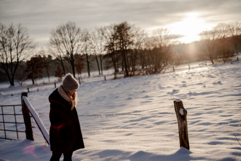Fotoshooting im Schnee Portraits Fotos an den Dammaschwiesen in Celle